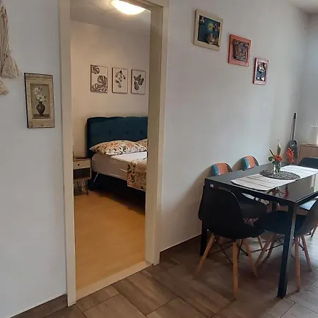 Old Town Sole Apartment