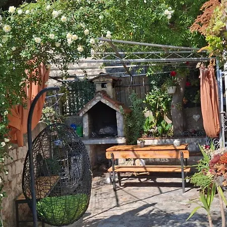 Old Town Sole Apartment